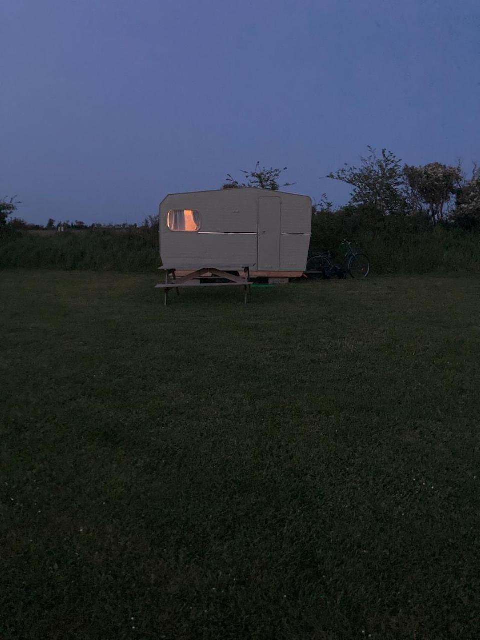 Camping Les Ronds Duval Face Aux Iles Anglo-Normandes Les Moitiers-d'Allonne Esterno foto